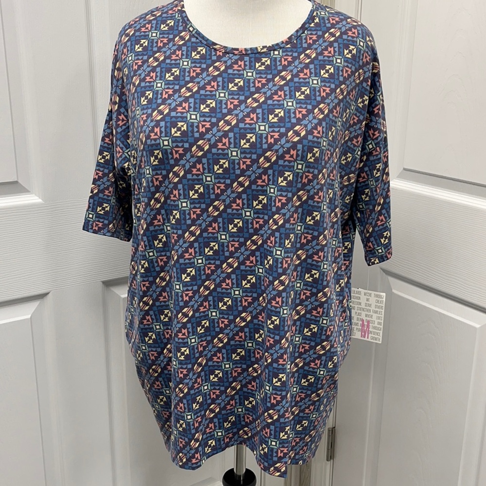 LuLaRoe New Blue Geometric Irma Medium NWT